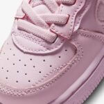Air Force Enfant – Rose Foam avec Détails Rouges - Image 4