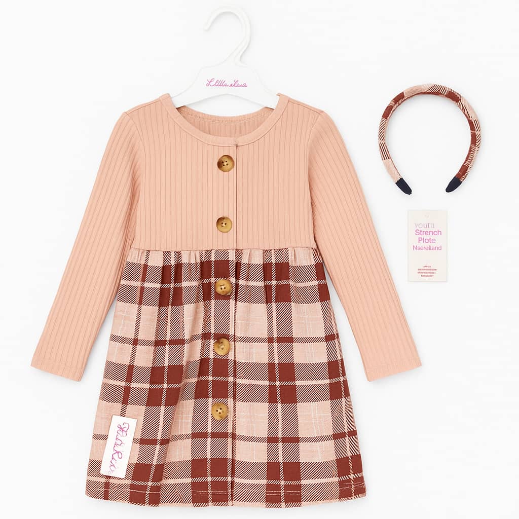 IMG-20250823-WA0045 Robe fille à carreaux avec serre-tête assorti – manches longues - Image 1