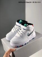 Nike Air Force montant garçon – Blanc avec détails multicolores - Image 2