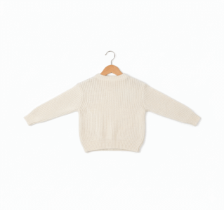 Pull tricoté fille couleur crème – chaud et doux pour l’hiver
