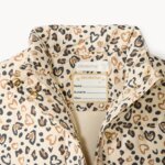 Doudoune sans manches fille imprimé léopard cœurs – Orchestra - Image 2