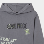 Sweat à capuche garçon One Piece gris - Image 3