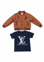 Ensemble 2 pièces veste Teddy universitaire et t-shirt à logo - Marron / Bleu Marine / Beige - Image 4