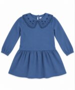 Robe Fille Bleu Ciel à Col Claudine Brodé – Manches Longues Chic & Rétro