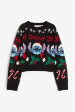 Pull de Noël Stitch Disney H&M – Maille Noir Jacquard Fêtes & Bonnet de Père Noël